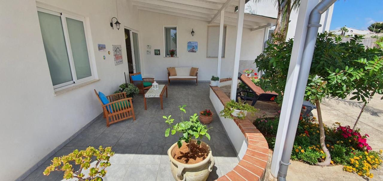 A Casa Di Coso B&B マルサラ エクステリア 写真